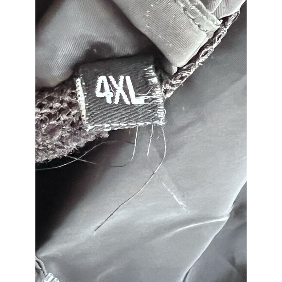 WAR We Ain’t Regular Windbraker 4XL - Picture 7 of 11